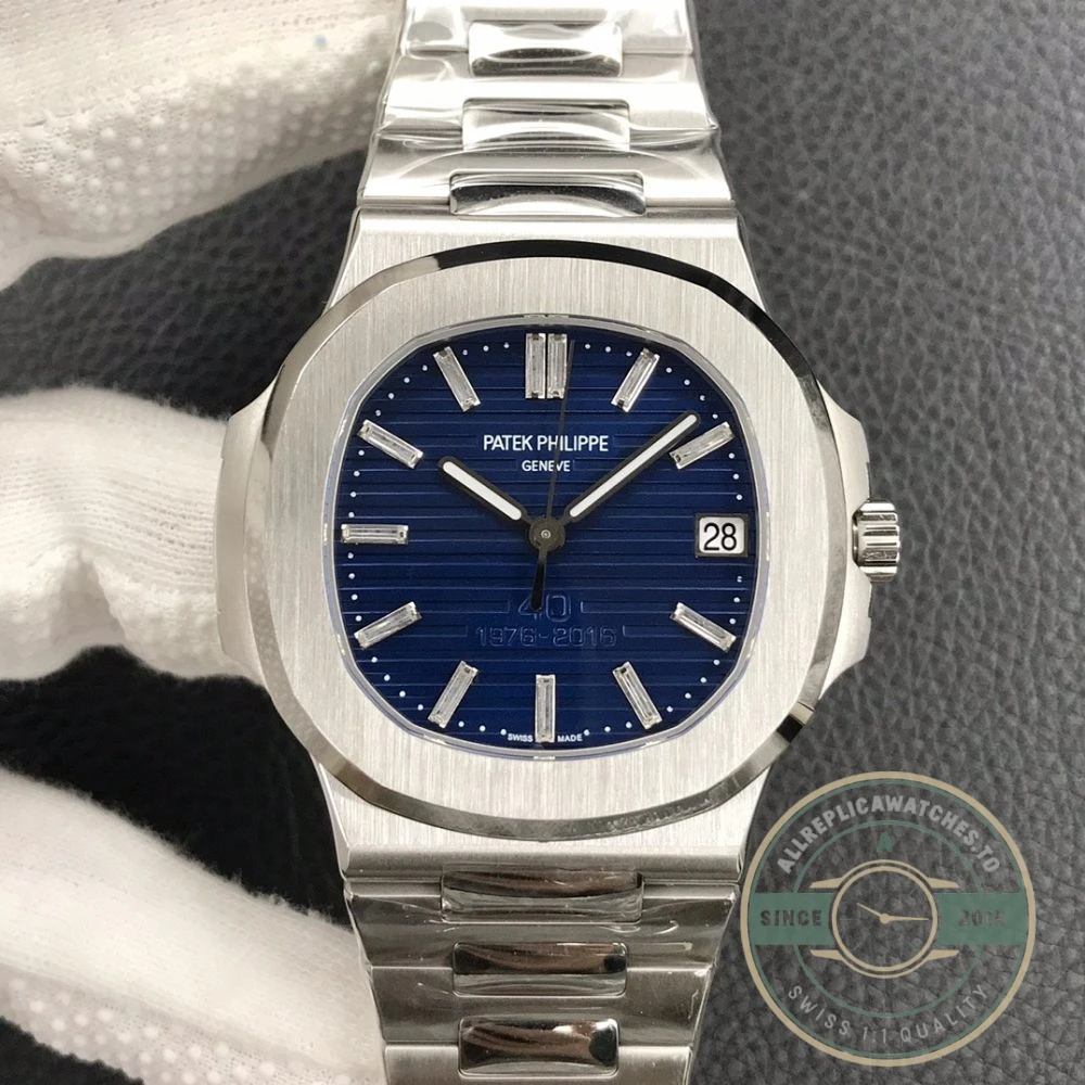 Superclone Nautilus 5711/1P-001 Patek Philippe 40 mm, 40th Anniversary, Blue Dial - Budget Luxury Replica Watch