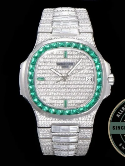 Superclone Nautilus 5719/10G Patek Philippe 40 mm, Green Baguette Diamonds - Premium Super Clone Watch