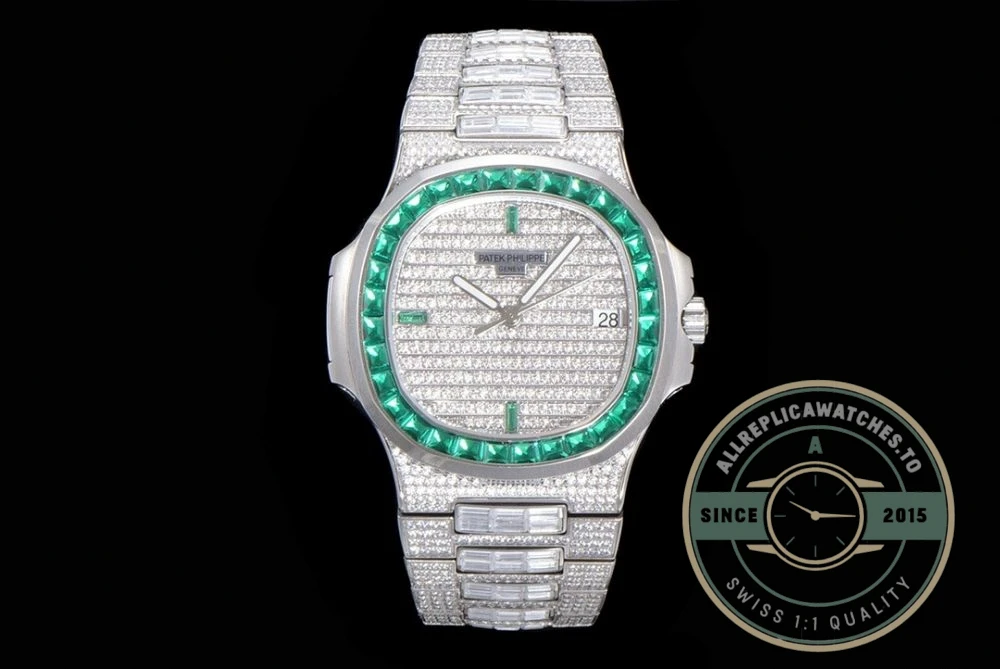 Superclone Nautilus 5719/10G Patek Philippe 40 mm, Green Baguette Diamonds - Premium Super Clone Watch