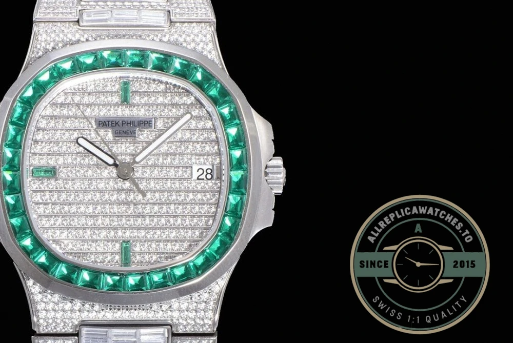 Superclone Nautilus 5719/10G Patek Philippe 40 mm, Green Baguette Diamonds - Swiss Movement Replica Watch