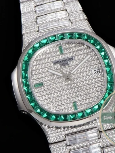 Superclone Nautilus 5719/10G Patek Philippe 40 mm, Green Baguette Diamonds - Affordable Super Clone Watch
