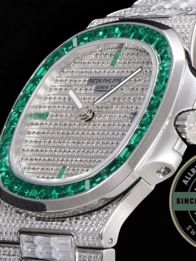 Superclone Nautilus 5719/10G Patek Philippe 40 mm, Green Baguette Diamonds - Top-Tier Swiss Replica Watch