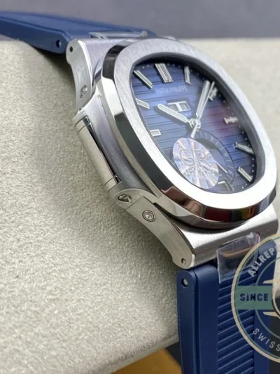 Superclone Nautilus 5726/1A Annual Calendar, Moon phases 40.5 mm, Steel, Blue Dial - Affordable Luxury Replica Timepiece