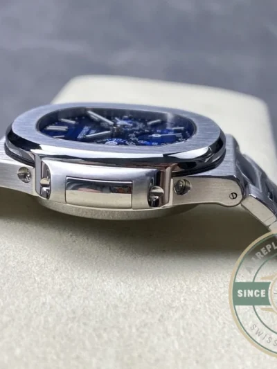 Superclone Nautilus 5740/1G-001 Patek Philippe Perpetual Calendar 40 mm, White gold, Blue Dial - Premium Super Clone Watch