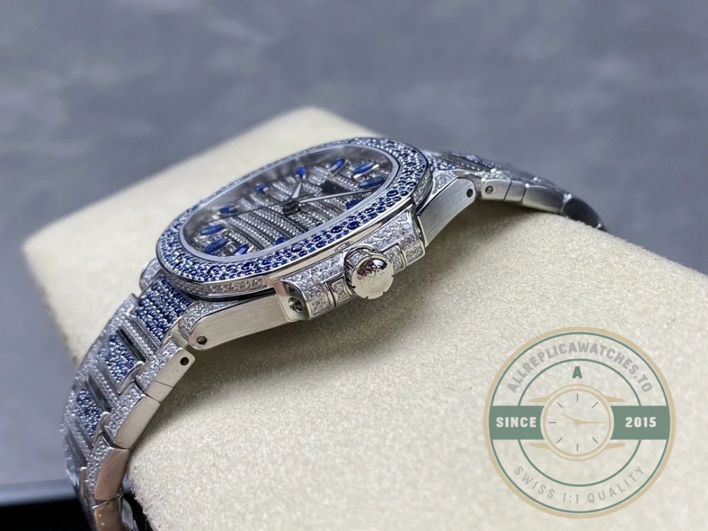 Superclone Nautilus 7118/1451G Patek Philippe “Ladies Automatic” 35.2 mm, Blue Diamonds - Swiss-Made Clone Watch