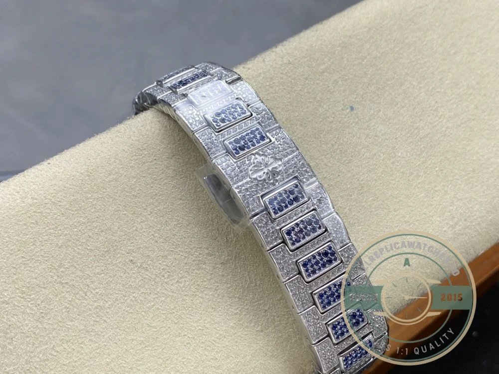 Superclone Nautilus 7118/1451G Patek Philippe “Ladies Automatic” 35.2 mm, Blue Diamonds - Budget Luxury Replica Watch