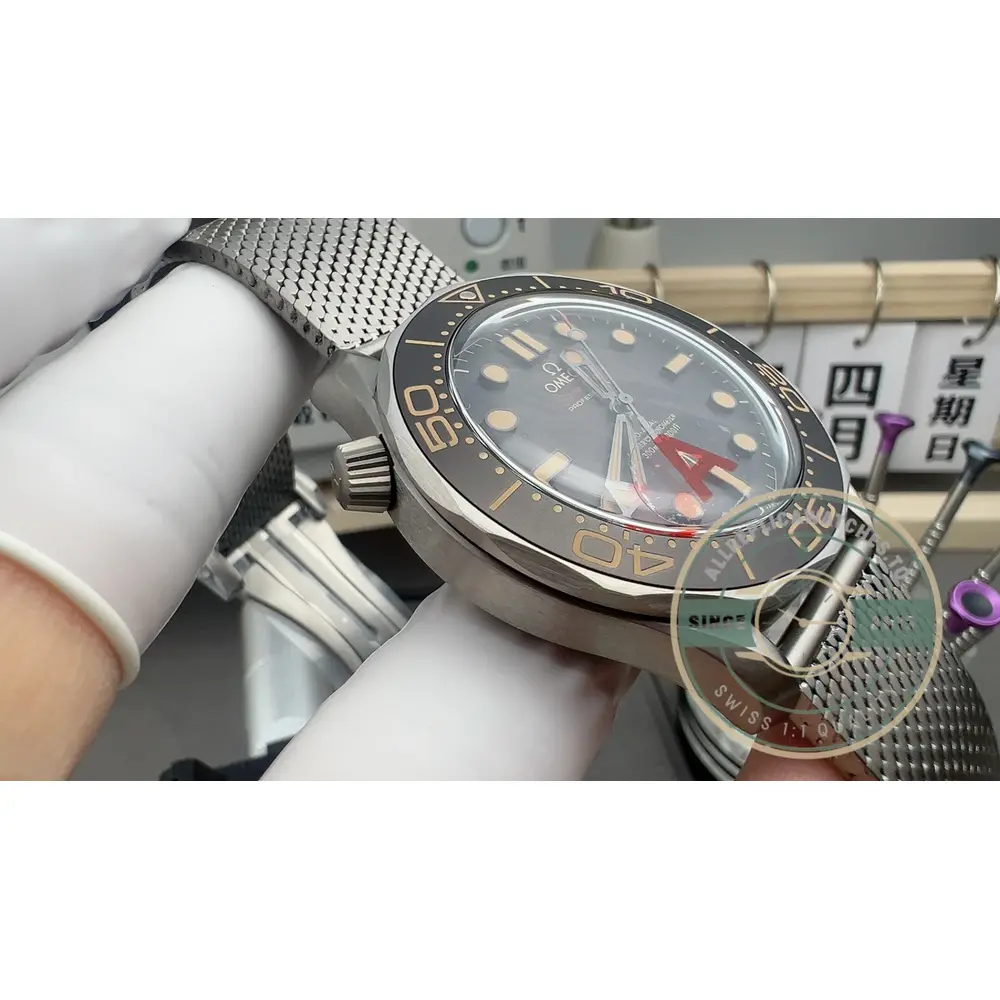 Date window at six o'clock under the sapphire of this titanium Seamaster superclone