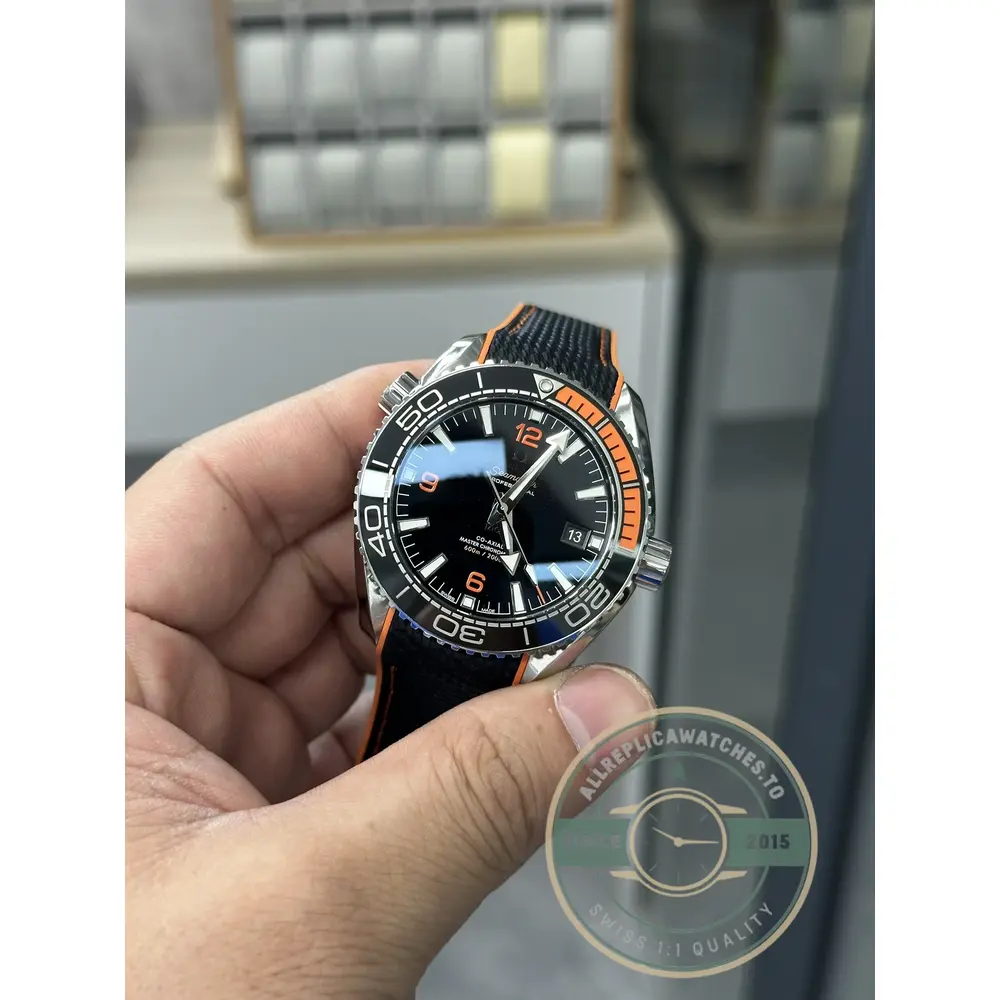Steel bracelet, folding clasp and diver's extension adjusted on the wrist, clone Omega diver