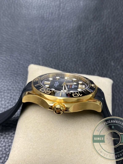 Superclone Omega Seamaster 300m 007 James Bond - Factory Super Clone Watch