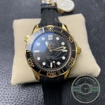 Three hundred metres of water resistance behind this gold-plated 007 Seamaster superclone