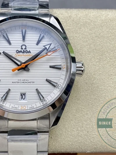 Superclone Omega Seamaster 41mm 220.10.41.21.02.001 - Top-Tier Swiss Replica Watch