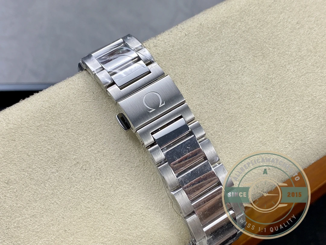Superclone Omega Seamaster 42 mm 231.10.42.21.02.005 - Affordable Luxury Replica Timepiece