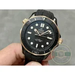 Uni-directional ceramic bezel of the superclone Omega Planet Ocean, crisp click-spring action