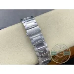 Polished centre links between brushed outer links, super clone Omega Aqua Terra bracelet