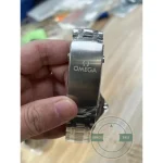 Escape valve for helium sitting at 10 o'clock, superclone Omega Seamaster Diver 300M 42mm