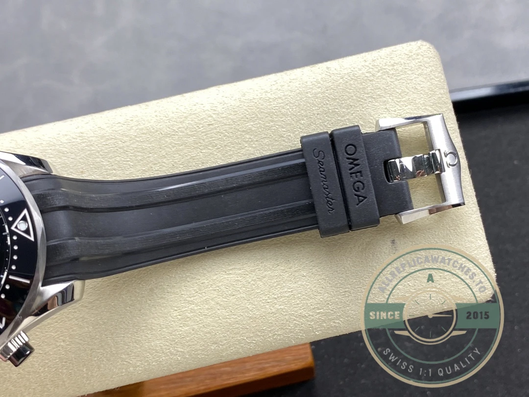 Superclone Omega Seamaster Chronograph Black 210.30.44.51.01.001 - High-Grade Replica Watch