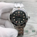 Engraved 007 caseback on the specialised alloy Seamaster Diver 300M clone