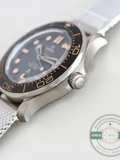 Superclone Omega Seamaster Diver 300m James Bond 210.92.42.20.01.001 - Swiss-Made Clone Watch