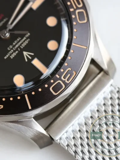 Superclone Omega Seamaster Diver 300m James Bond 210.92.42.20.01.001 - Luxury Replica Watch