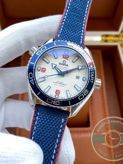 Superclone Omega Seamaster Planet Ocean 6000M 215.32.43.21.04.001 - Swiss-Made Clone Watch