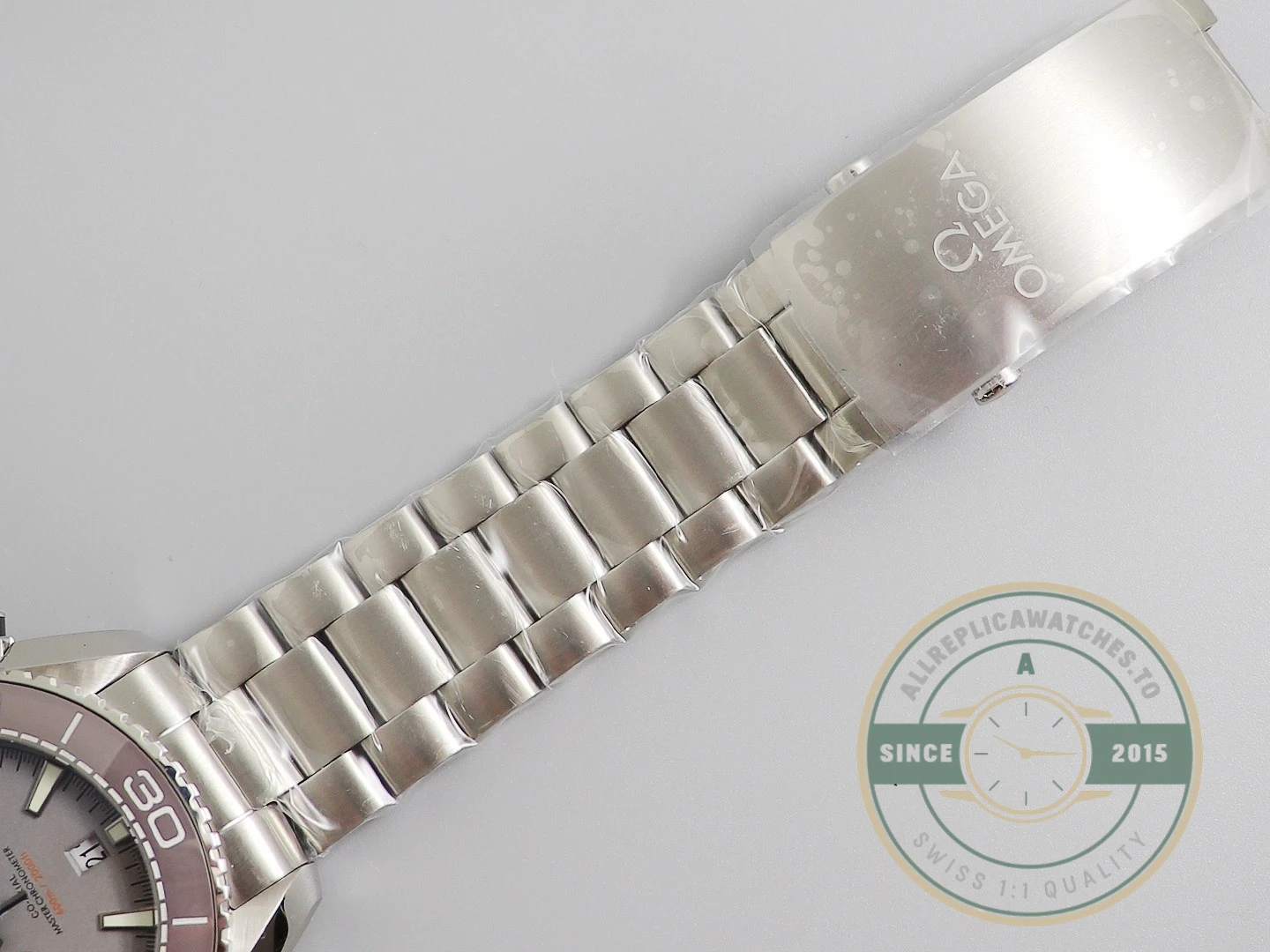 Superclone Omega Seamaster Planet Ocean 600M Titanium 215.90.46.51.99.001 - Premium Super Clone Watch