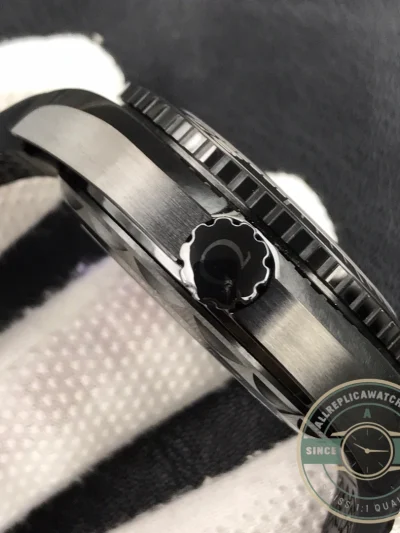 Superclone Omega Seamaster Series 215.92.46.22.01.001 - Swiss Movement Replica Watch