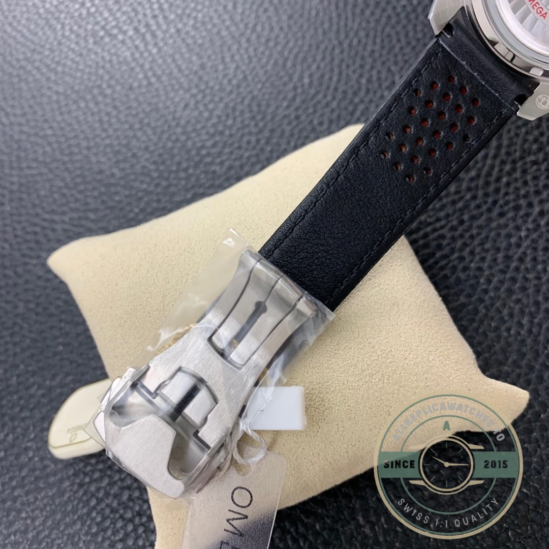 Superclone Omega Speedmaster 329.32.44.51.01.001 - High-Grade Replica Watch
