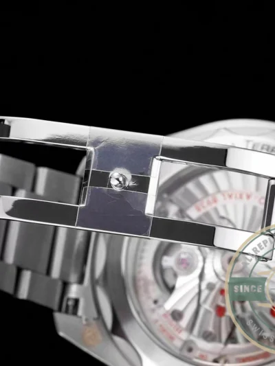 Superclone Omega Speedmaster World Time 220.10.43.22.03.001 - Swiss Movement Replica Watch