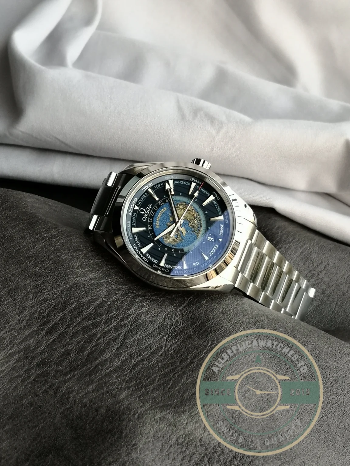 Superclone Omega Speedmaster World Time 220.10.43.22.03.001 - Top-Tier Swiss Replica Watch