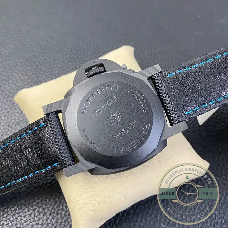 Superclone Panerai Luminor Marina Carbotech PAM1661 - Swiss-Made Clone Watch