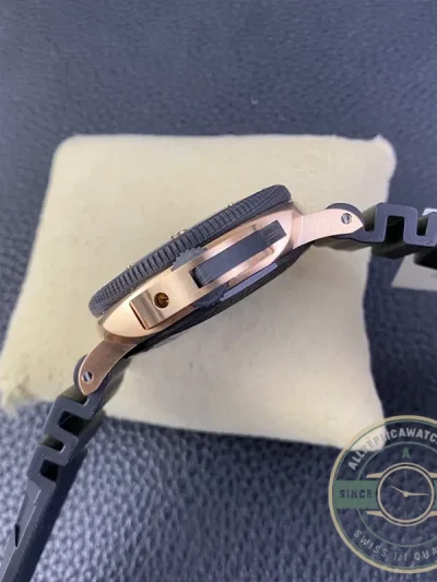 Superclone Panerai PAM 1070 Submersible Goldtech OroCarbo - Luxury Replica Watch