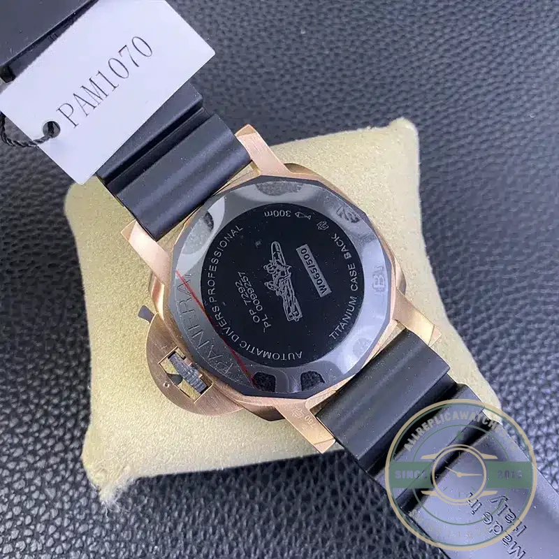 Superclone Panerai PAM 1070 Submersible Goldtech OroCarbo - Factory Super Clone Watch