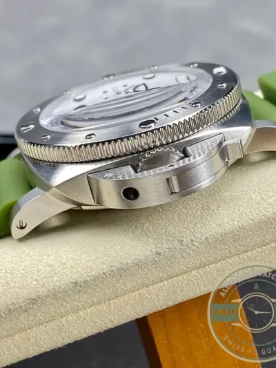 Superclone Panerai PAM 1226 Submersible QuarantaQuattro Bianco 44mm - Affordable Super Clone Watch