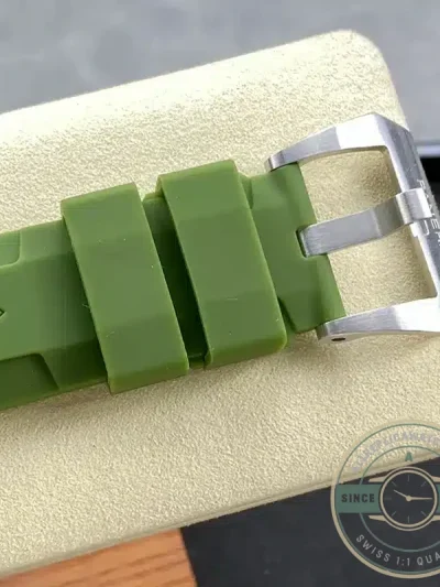 Superclone Panerai PAM 1226 Submersible QuarantaQuattro Bianco 44mm - Affordable Super Clone Watch