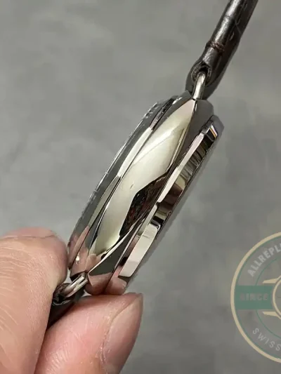 Superclone Panerai Radiomir PAM 1386 - Swiss-Made Clone Watch