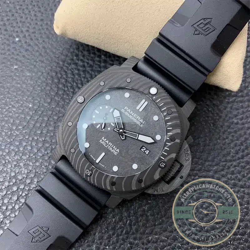 Superclone Panerai Submersible PAM 979 - Budget Luxury Replica Watch