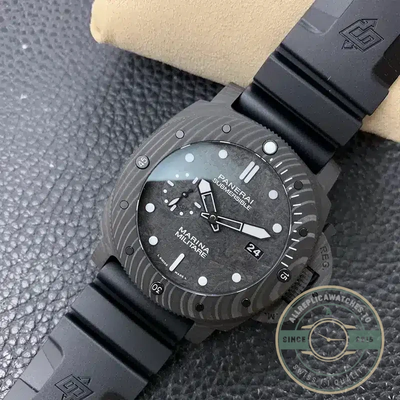 Superclone Panerai Submersible PAM 979 - 1:1 Swiss Replica Watch