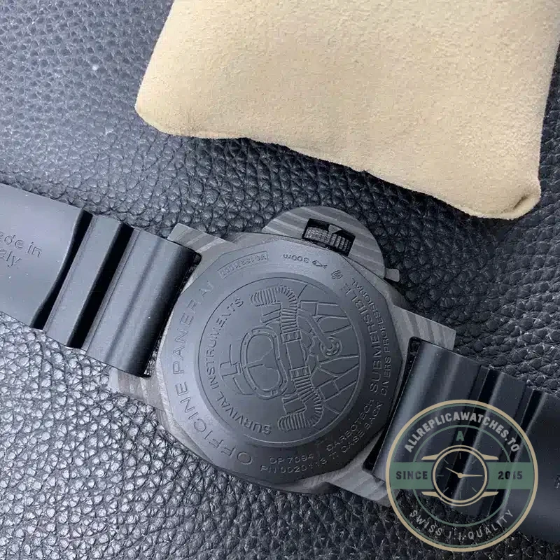 Superclone Panerai Submersible PAM 979 - Swiss Movement Replica Watch
