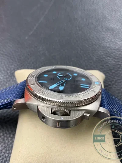 Superclone Panerai Submersible PAM 985 Mike Horn Edition - High-Grade Replica Watch