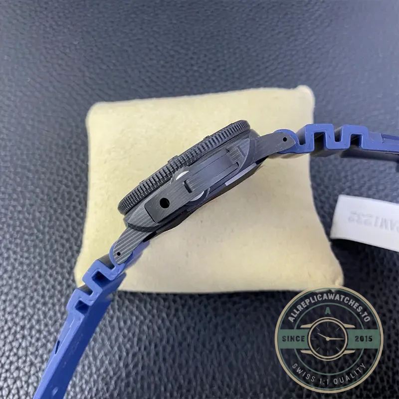 Superclone Panerai Submersible Pam1232 44mm New Style - 1:1 Swiss Replica Watch