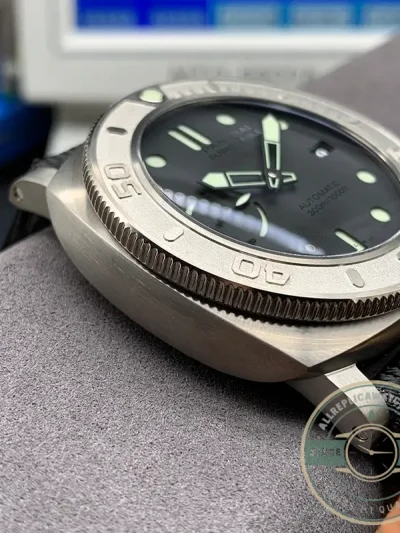 Superclone Panerai Submersible Titanium Shell PAM 984 - Top-Tier Swiss Replica Watch