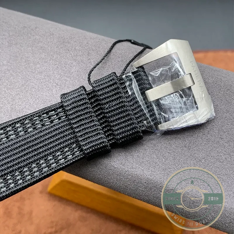 Superclone Panerai Submersible Titanium Shell PAM 984 - Swiss Movement Replica Watch