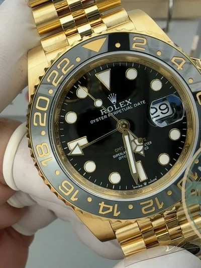 Superclone Rolex Greenwich II series M126718GRNR-0001 40mm - 1:1 Swiss Replica Watch