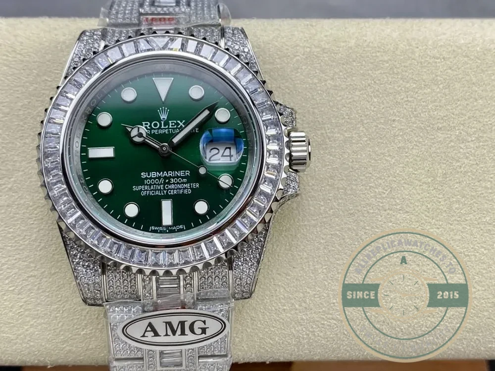 Superclone Rolex Submariner Iced Out 116610LV 41mm Green Dial - Top-Tier Swiss Replica Watch