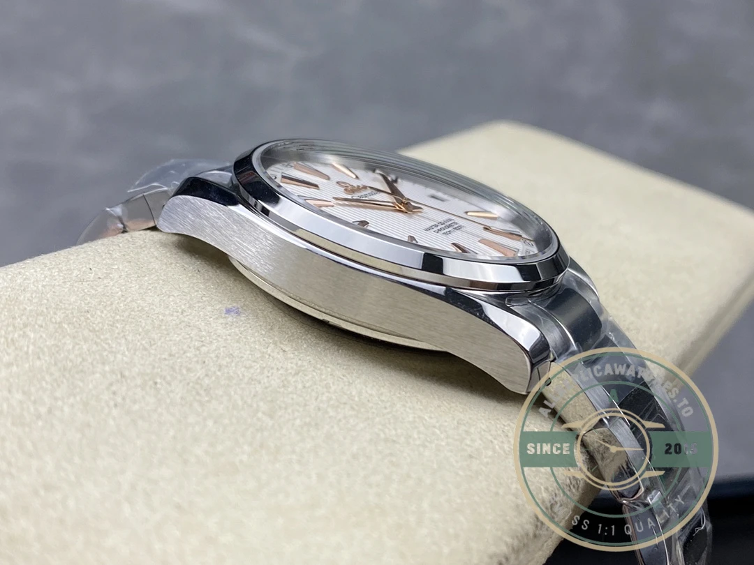 Superclone Seamaster 150m 231.10.42.22.02.001 42mm - Affordable Luxury Replica Timepiece