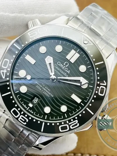Superclone Seamaster 300m Chronometer 42mm 210.30.42.20.10.001 - Luxury Replica Watch