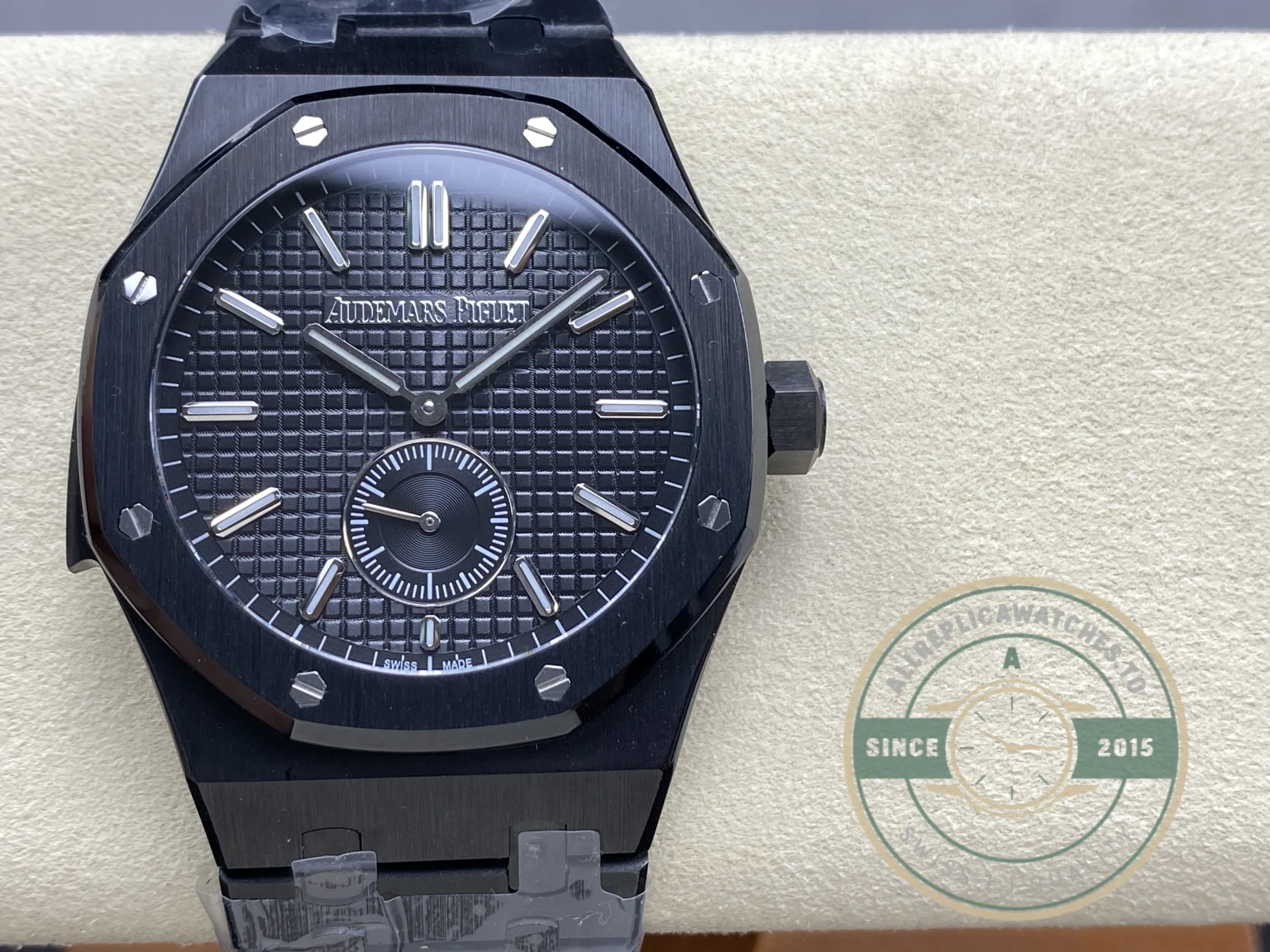 Replica Audemars Piguet Royal Oak 42mm Black Ceramic 26591CE.OO.D002CA.01 - Top-Tier Swiss Replica Watch