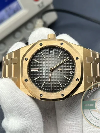 Replica Audemars Piguet Royal Oak Jumbo Extra-Thin 16202.OR - Top-Tier Swiss Replica Watch