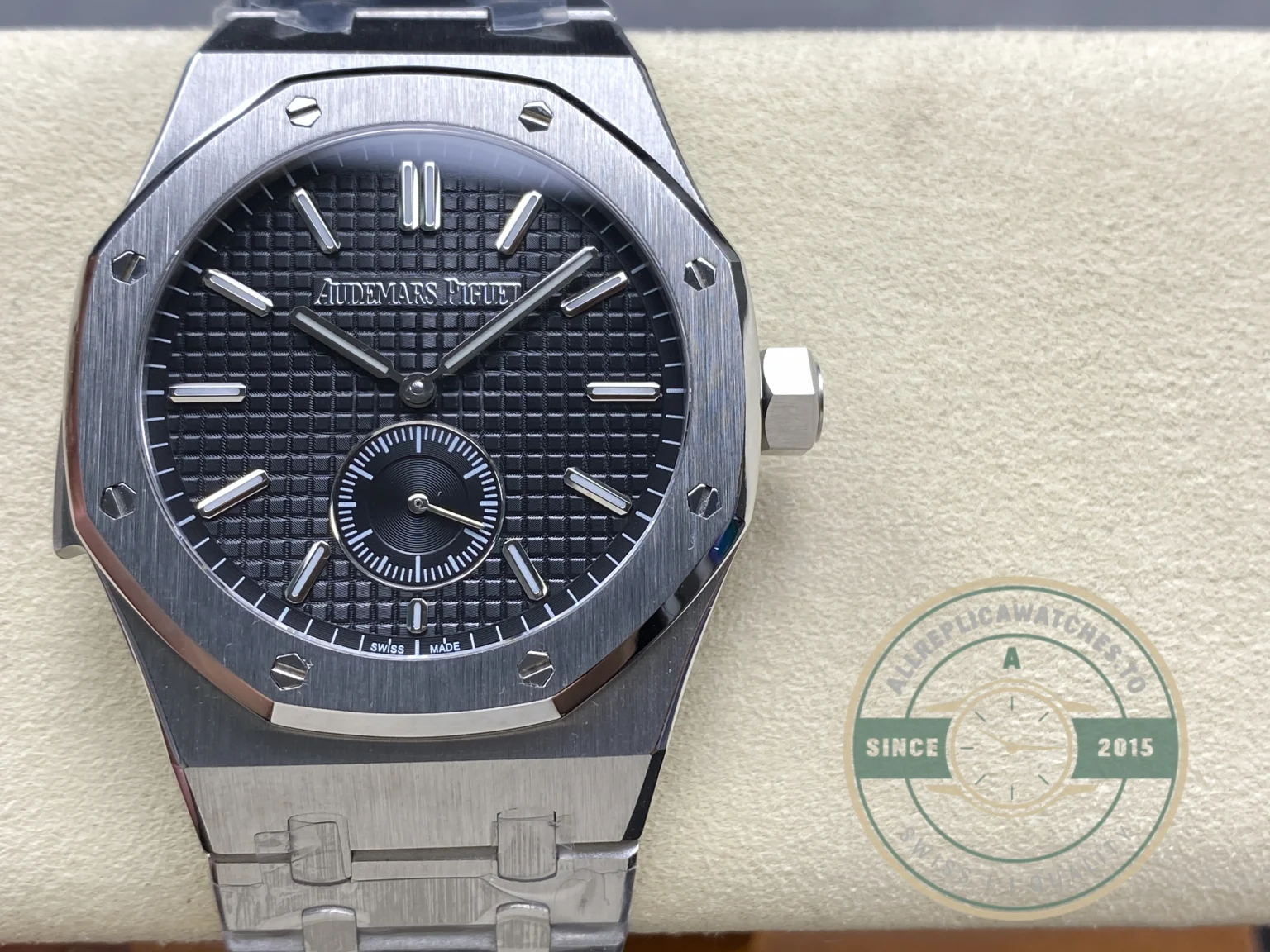 Replica Audemars Royal Oak Titanium 42mm Black Dial 26591TI.OO.1252TI.03 - 1:1 Swiss Replica Watch
