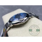 Steel case, automatic movement, 30 metres of water resistance